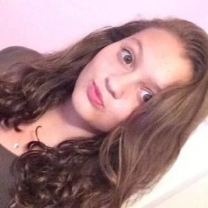 Meet your Posher, Ella